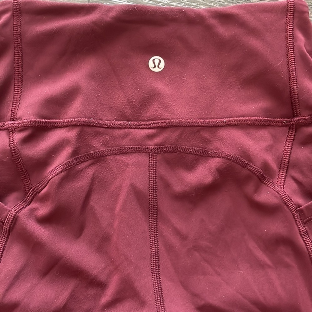 Sz2 Lululemon All The Right Places Pant II in Garnet VGUC - Picture 5 of 6